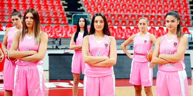 AGÜ, Belçika'da sahnede
