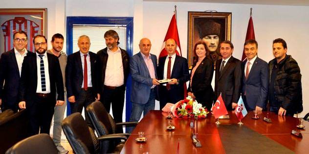 Yönetim toplanıyor