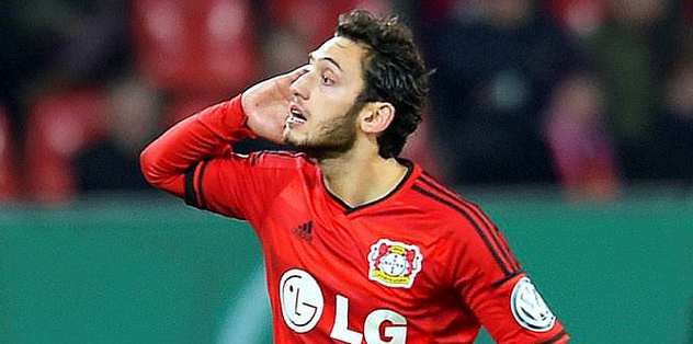 Çalhanoğlu'ndan Sofuoğlu'na jest
