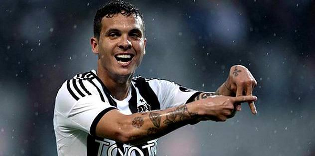 Beşiktaşlı yıldızla anlaştı