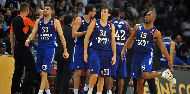Efes son periyotta yıkıldı