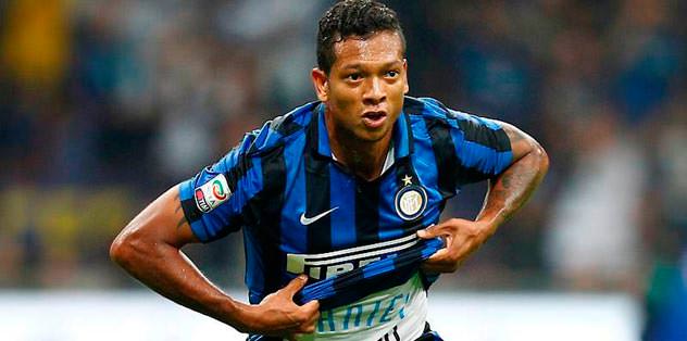 Lazio ile Guarin kapışması