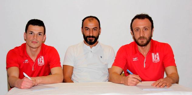 Bal-Kes'ten 3 imza