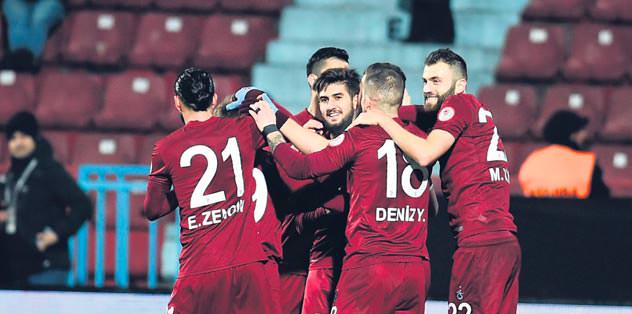 Fırtına hız kesmiyor