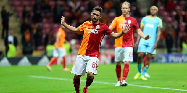 Sabri ilk 11'i tamamladı