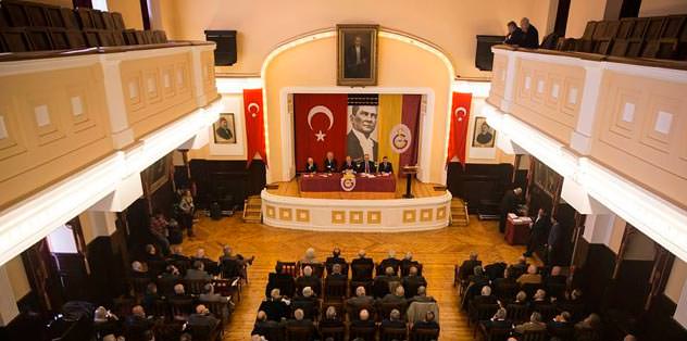 Kulüpteki liseli hakimiyeti son bulacak