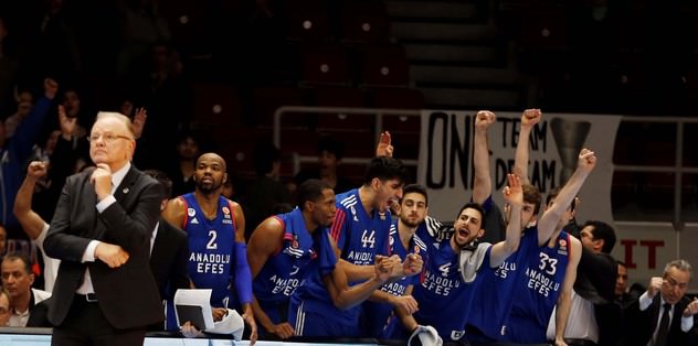 Euroleague'de Türk derbisi Efes'in