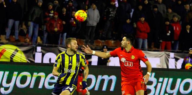 Kadlec 12 maç sonra