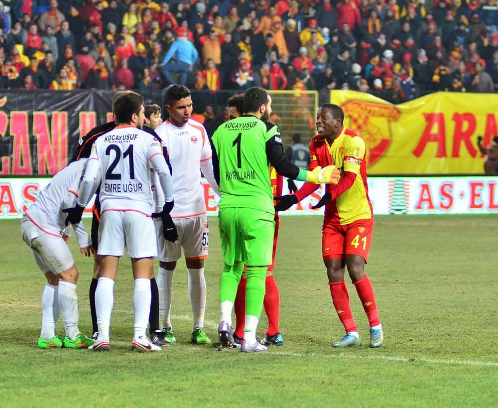 Adanaspor fırsat tepti