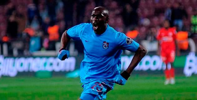 Stephane Mbia oyunları!