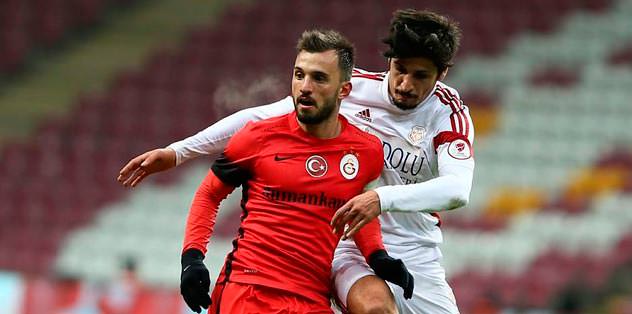Emre Çolak içeriye 'kapalı'