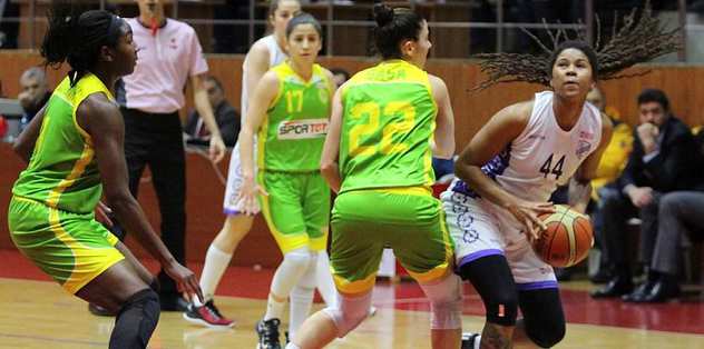 Ordu ligde tutunmaya çalışıyor