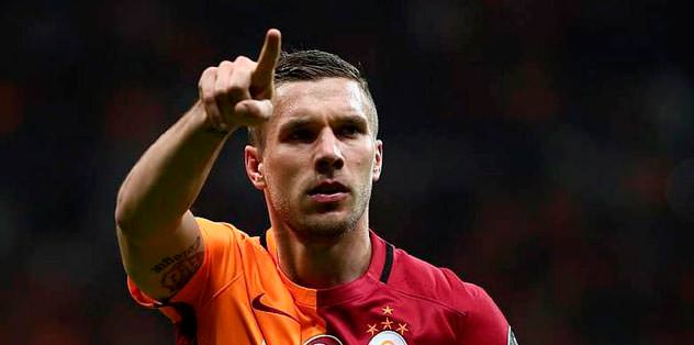 Poldi'ye servet!