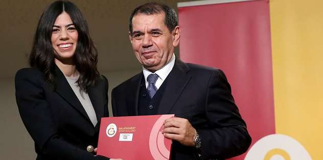 Özbek'ten kızına berat