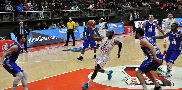 Banvit galibiyetten memnun