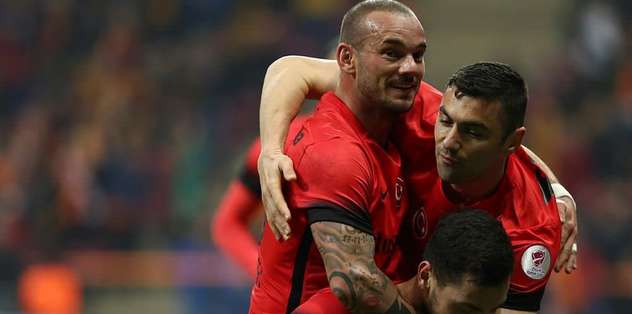 Umut-Burak yan yana!