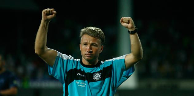 Petrescu su serpti!