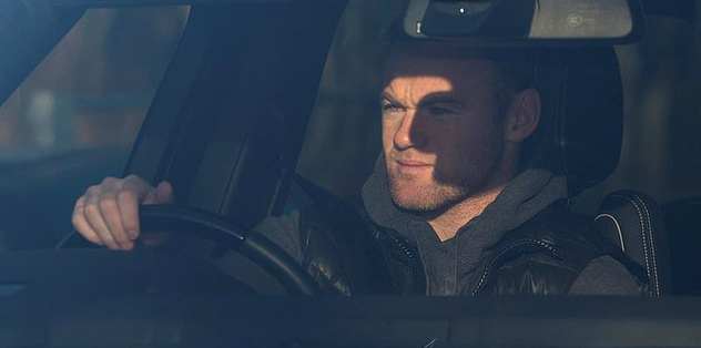 Manu'ya Rooney'den kötü haber
