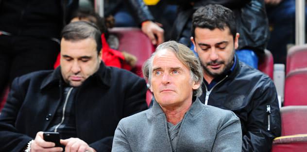 Jan Olde Riekerink görev başında
