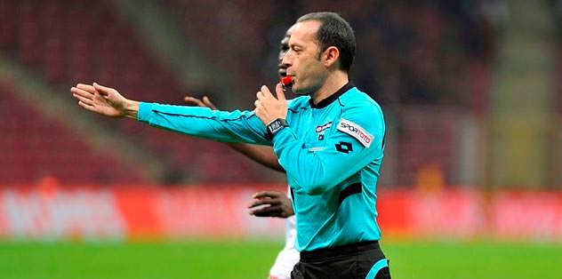 Dev maç Cüneyt Çakır'ın