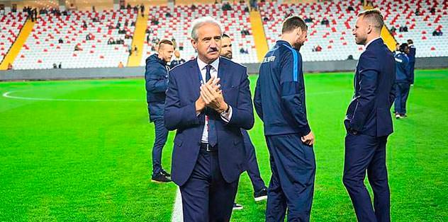 Paramı almadan gitmem