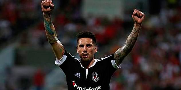 Jose Sosa'ya 250 bin euro zam