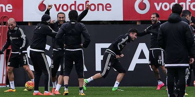 Derbi öncesi sakatlık haberi!