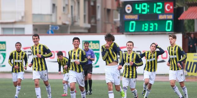 Fenerbahçe altyapıda 'Beyler' gibi