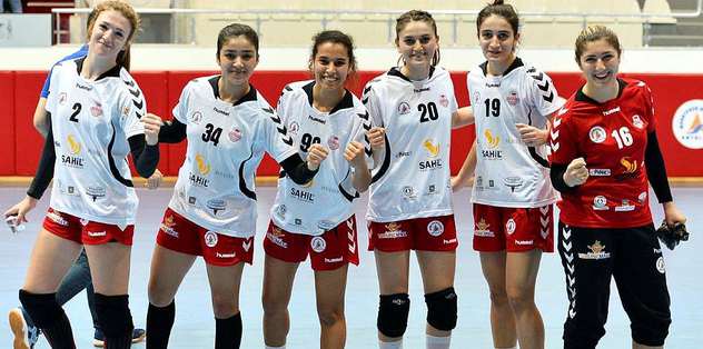 Melekler gençlerle galibiyete uzandı