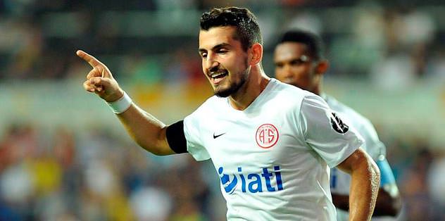 Emrah ‘Aslan’ oluyor