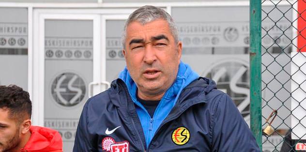 Aybaba arkasını döndü