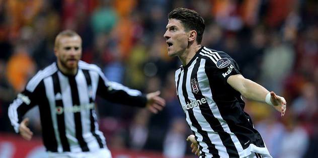 Mario Gomez'e kurt kapanı