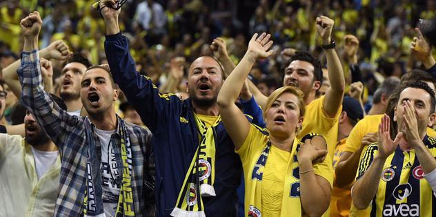 Fenerbahçeliler CSKA taraftarlarını susturdu