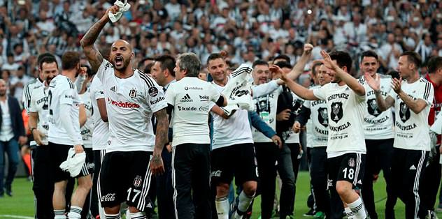 Tişörtler satışa sunuldu