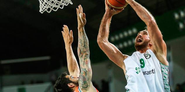Yıldızlar galip geldi