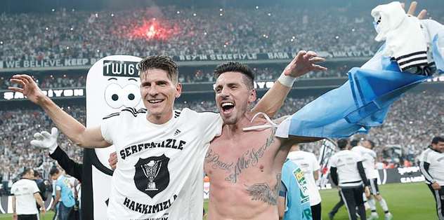 Krallar Beşiktaş'tan