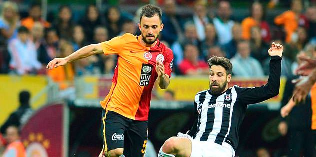 Emre Çolak, Deportivo ile anlaşmaya vardı