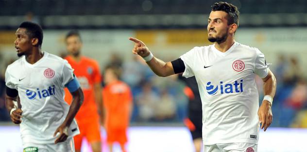 Emrah, G.Saray yolunda