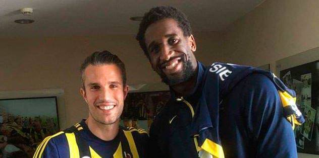 Ekpe Udoh’tan RVP’ye forma