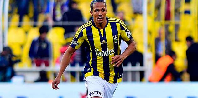 Alves 1 yıl daha