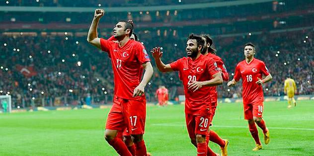 Terim'in gözü kulağı onda!