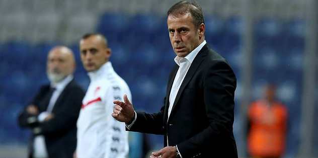 "Başakşehir'de devam edeceğim"
