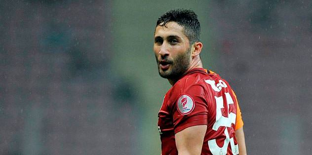 Sabri imzalıyor