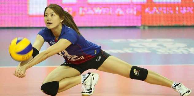 Nootsara Tomkom, Fenerbahçe Grundig'de