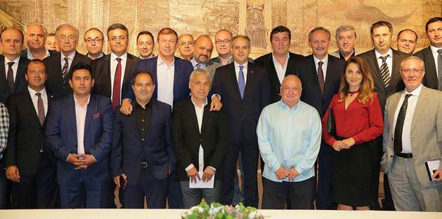 Türk sporu zirve yaptı