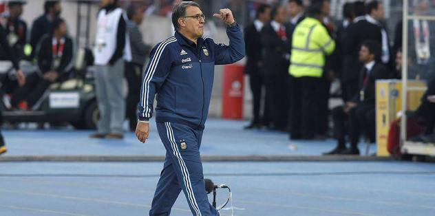 Tata Martino istifa etti