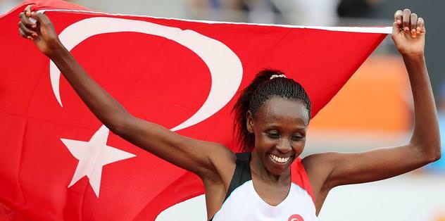 Yasemin'den altın madalya