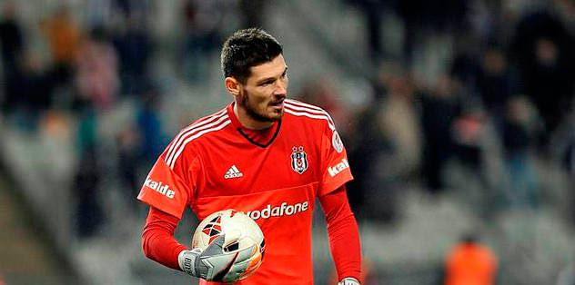 Denys Boyko beklemede