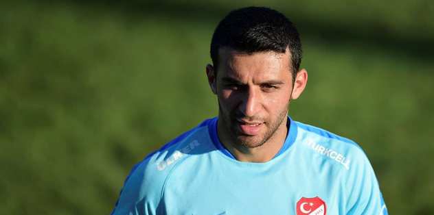 İmza töreninde Beşiktaş'a gönderme