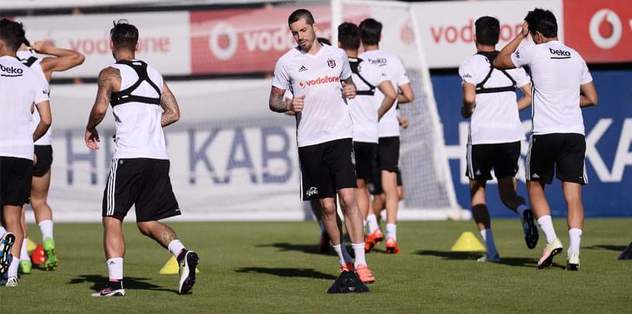 Jose Sosa antrenmana çıktı